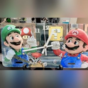 Mario n Luigi license plate clock